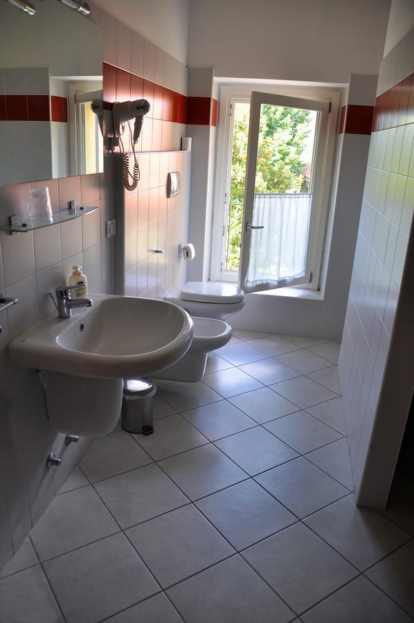Ostello Residenza Molinatto Oggiono Luaran gambar