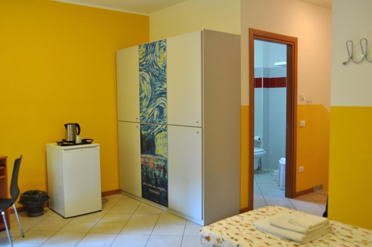 Ostello Residenza Molinatto Oggiono Luaran gambar