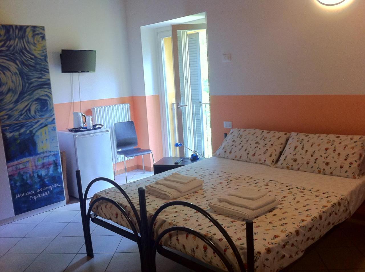 Ostello Residenza Molinatto Oggiono Luaran gambar